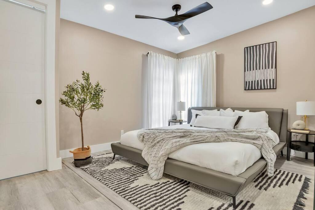 Stunning 2 Story Villa With Pool Fort Lauderdale Exteriér fotografie