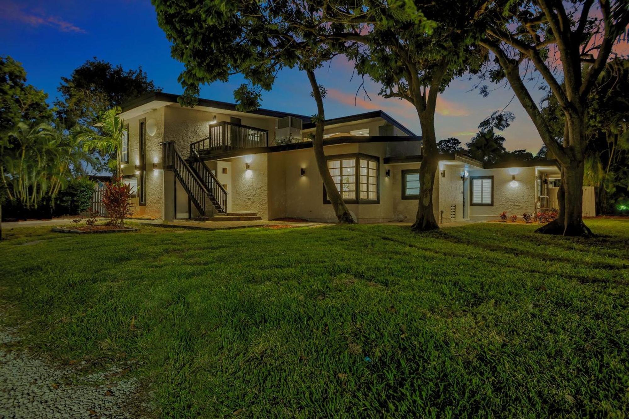 Stunning 2 Story Villa With Pool Fort Lauderdale Exteriér fotografie